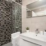 Apartament Vala *