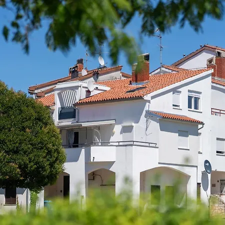 Vala Apartament *