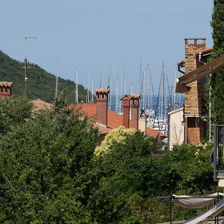 Vala *